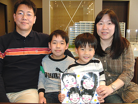 大阪 吹田のマンションギャラリーイベントにgwの2日間似顔絵師を派遣しました イベントパートナー