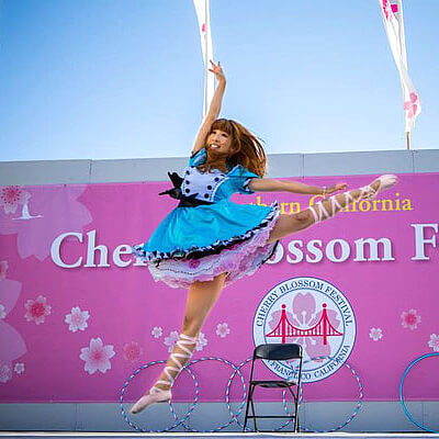 フープパフォーマー Kana の紹介 イベントパートナー