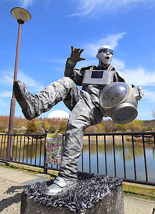 スタチューパフォーマー アストロノーツ の紹介 イベントパートナー