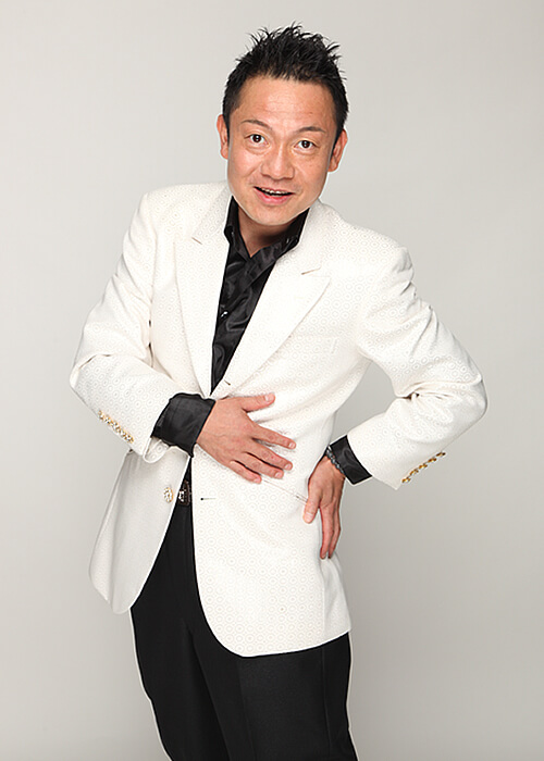 ものまね芸人 亘哲兵 の紹介 お笑い芸人 ものまね芸人 亘哲兵 の紹介 お笑い芸人