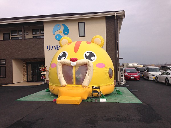 エア遊具(ふわふわ)