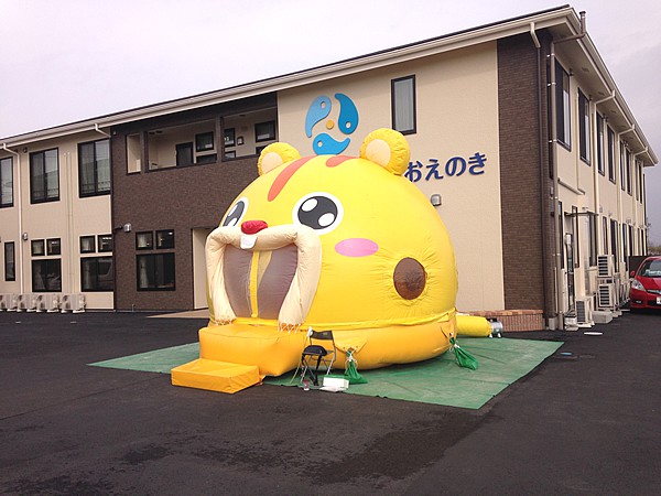 エア遊具(ふわふわ)