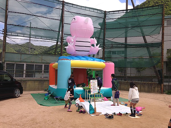 エア遊具(ふわふわ)