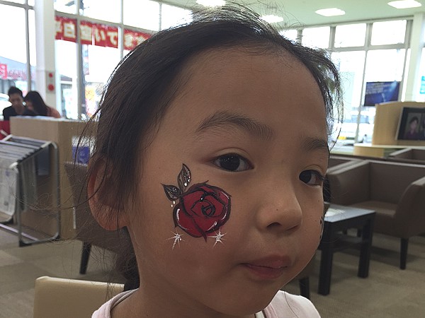 フェイスペイント