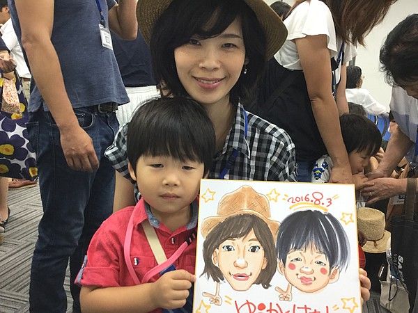 似顔絵をお描きした親子