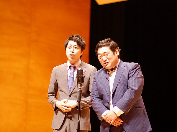 お笑い芸人「三拍子」
