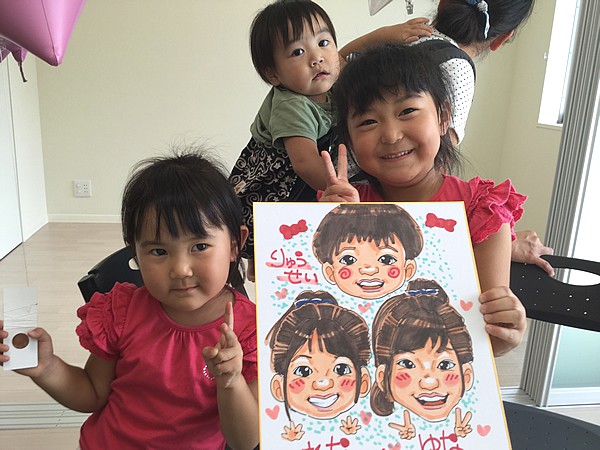イベントで似顔絵をお描きした子ども達