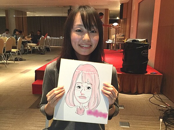 パーティーで似顔絵をお描きした女性社員
