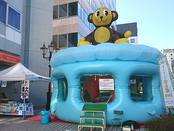 エア遊具(ふわふわ)