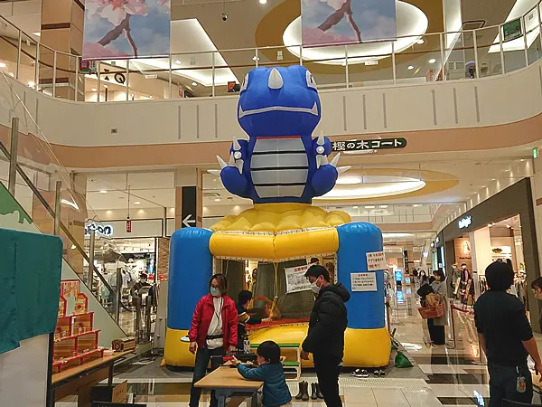 エア遊具(ふわふわ)