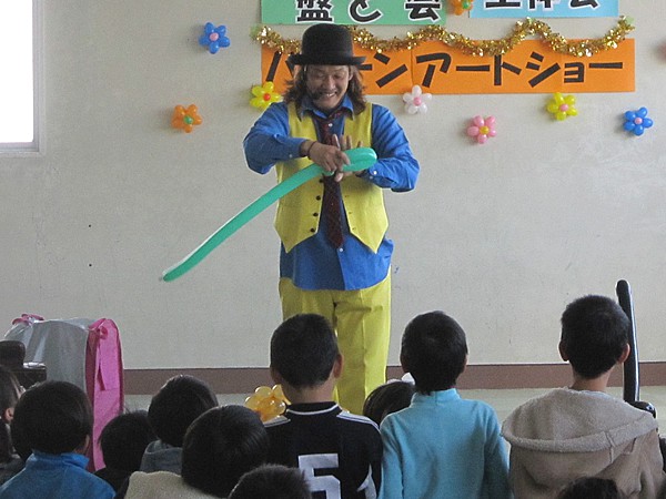 バルーンパフォーマー