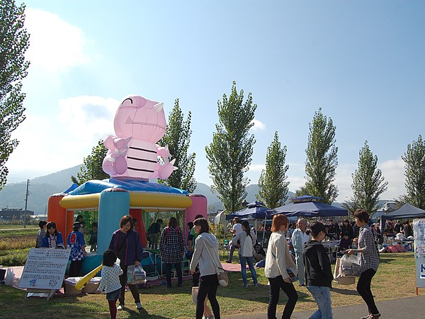 エア遊具(ふわふわ)