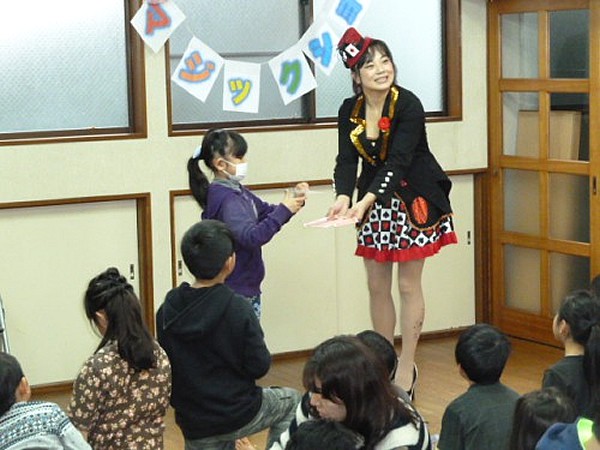 女性マジシャン