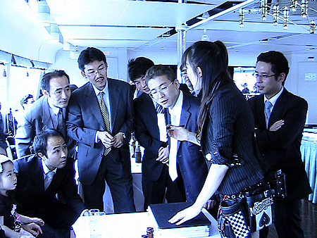 テーブルマジックをご覧になるお客様