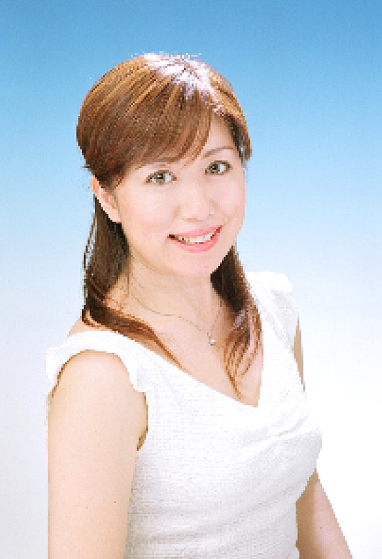 女性MC