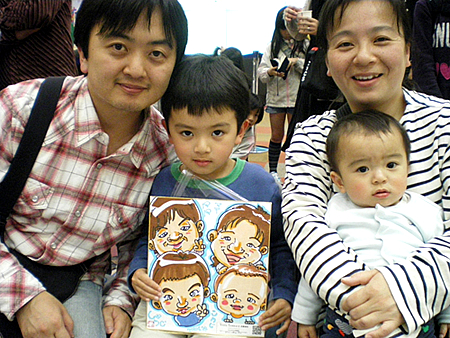 似顔絵を描いたご家族