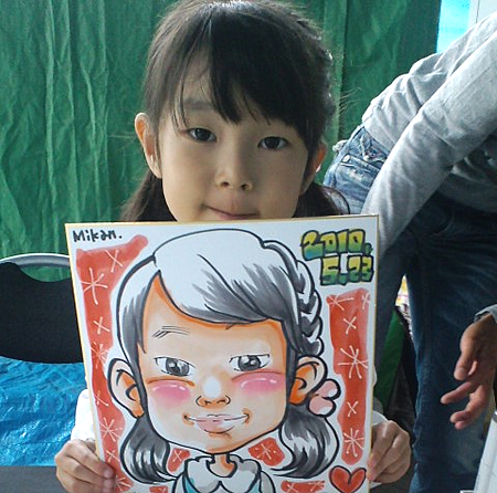 似顔絵をお描きしたお子様