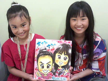 似顔絵をお描きした姉妹