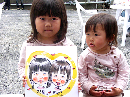 似顔絵をプレゼントした姉妹