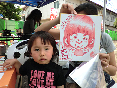 似顔絵をお描きした女の子