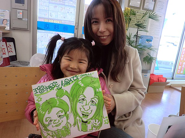 似顔絵をお描きした親子
