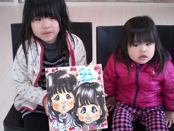 似顔絵をお描きした姉妹