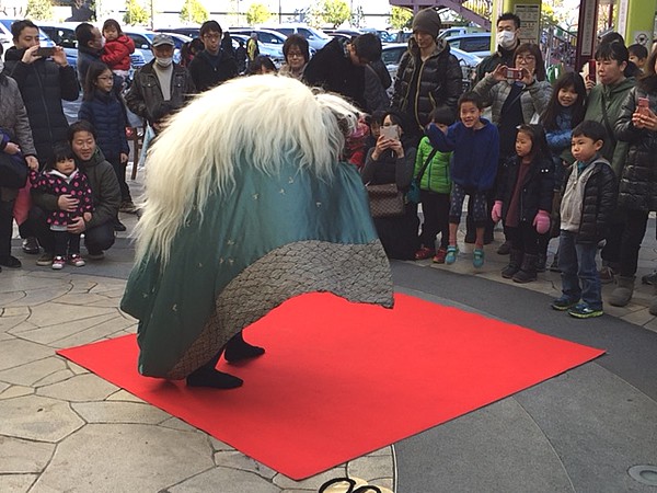 獅子舞