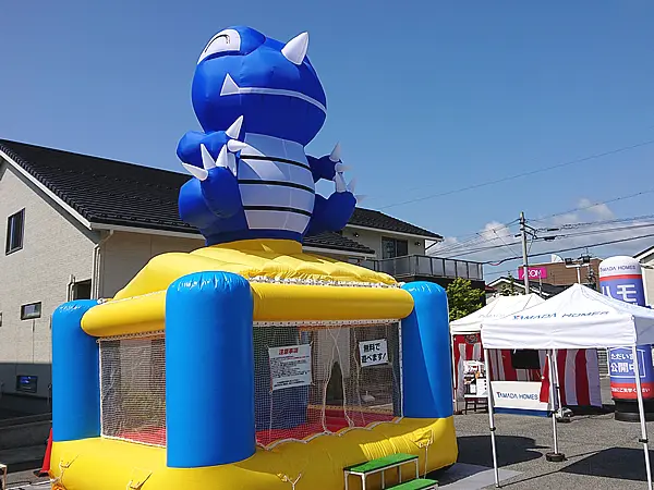 エア遊具(ふわふわ)