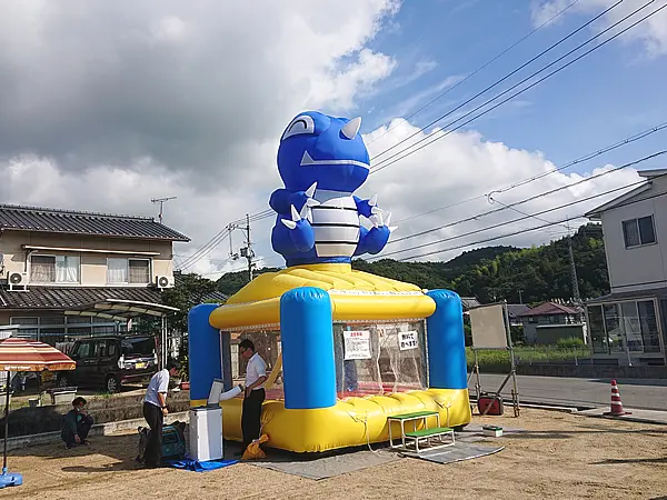 エア遊具(ふわふわ)