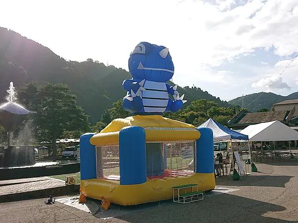 エア遊具(ふわふわ)