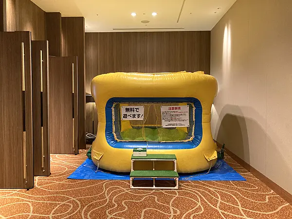 エア遊具（ふわふわ）